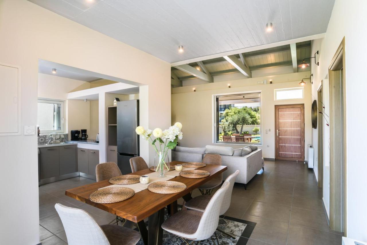 Three Stars Luxury Villas Moraitika Exterior foto