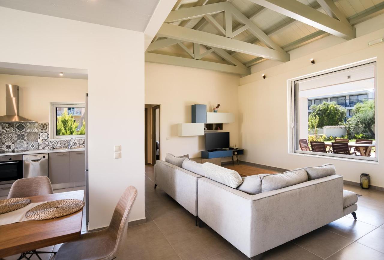 Three Stars Luxury Villas Moraitika Exterior foto